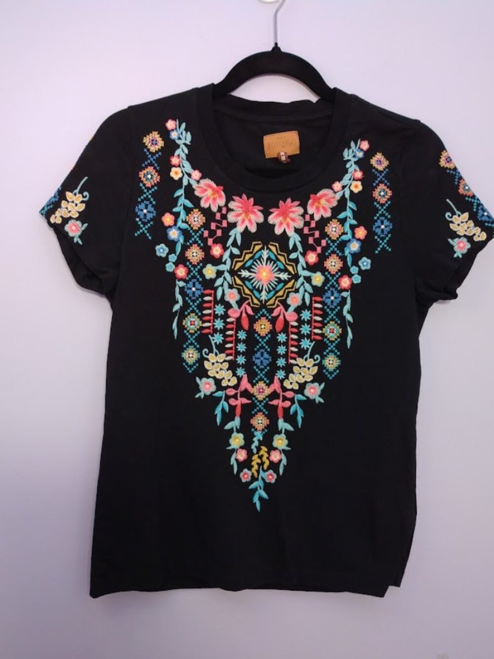 Driftwood Boho Embroidered Tee Shirt Womens M Short Sleeve Black Aztec Western
